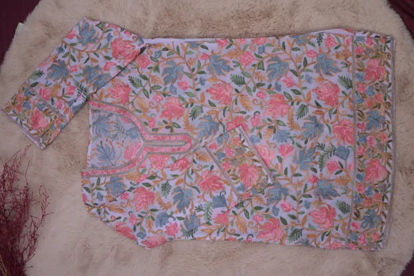 White_&_Pink_Georgette_Short_Kurti_For_Women
