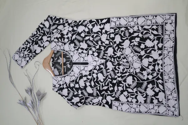 Black_Georgette_Short_Kurta_For_Women