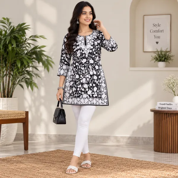 Black_Georgette_Short_Kurta_For_Women