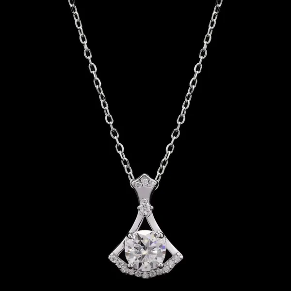 Pure_925_Silver_Axe_Moissanite_Pendant_For_Women