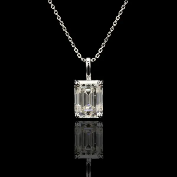 Pure_925_Silver_Emerald_Moissanite_Pendant_For_Women