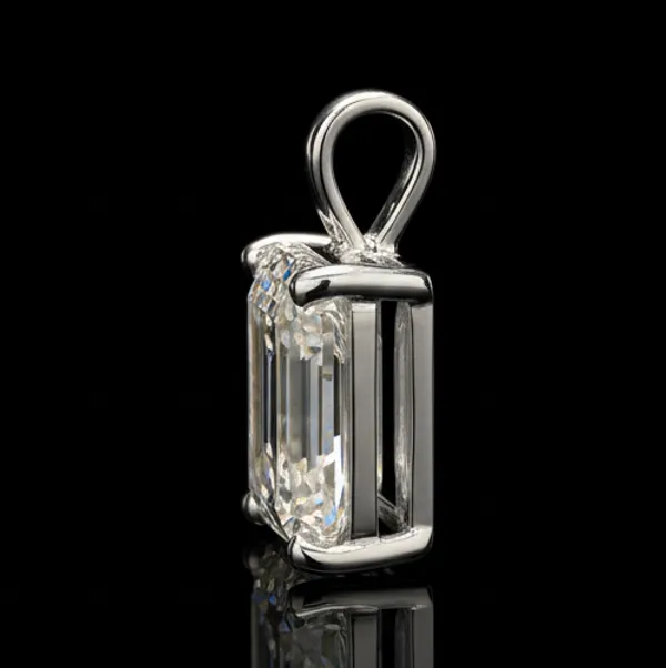 Pure_925_Silver_Emerald_Moissanite_Pendant_For_Women