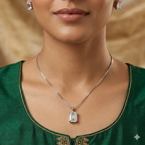 Pure_925_Silver_Emerald_Moissanite_Pendant_For_Women