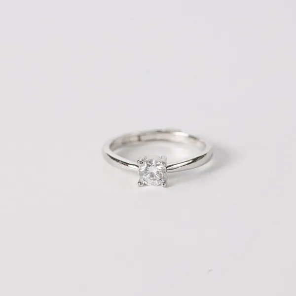 Pure_925_Silver_Everyday_Solitaire_Ring_For_Women