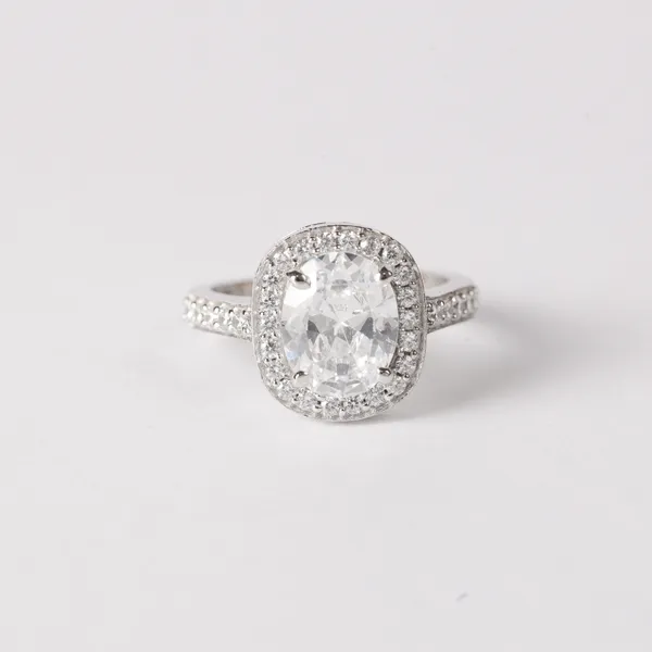 Pure_925_Silver_Oval_Solitaire_Ring_For_Women