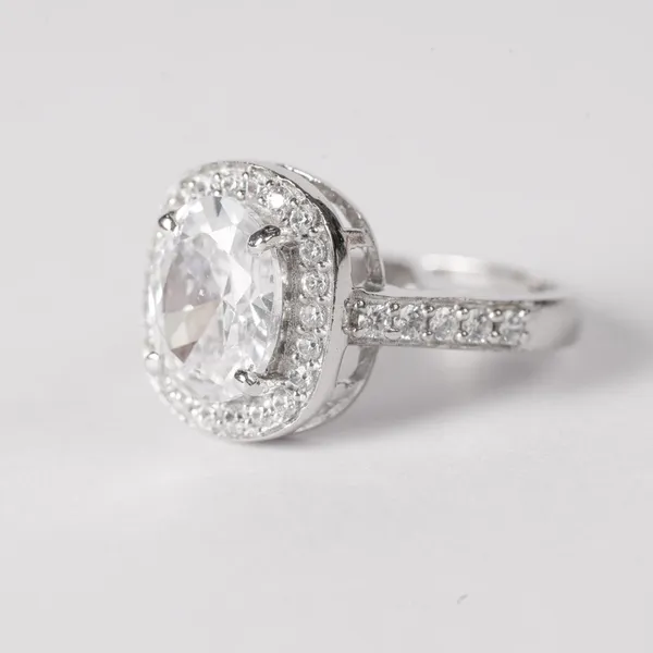 Pure_925_Silver_Oval_Solitaire_Ring_For_Women
