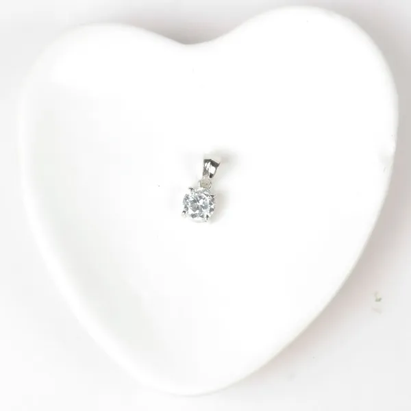 Pure_925_Silver_4_Prong_Solitaire_Pendant_For_Women