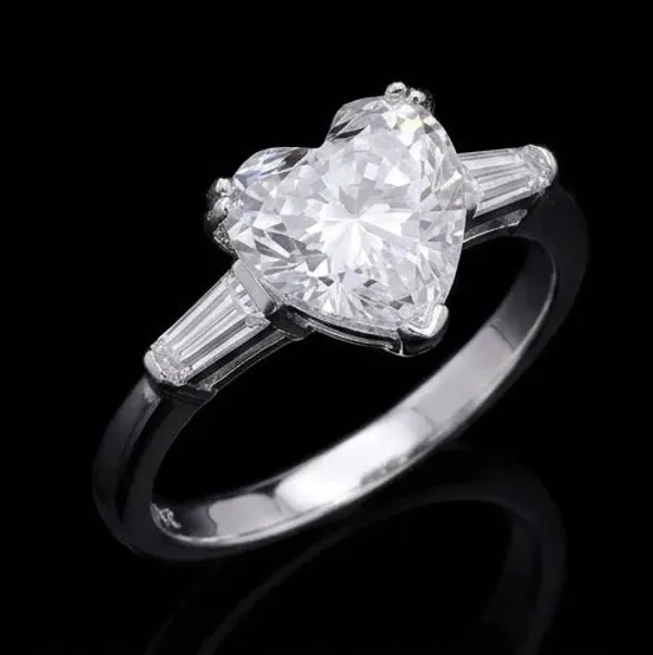 Pure_925_Silver_Heart_Of_Eternity_Moissanite_Diamond_Engagement_Ring_For_Women