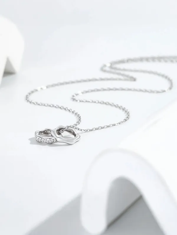 Pure_925_Silver_Interlocked_Aura_Pendant_For_Women