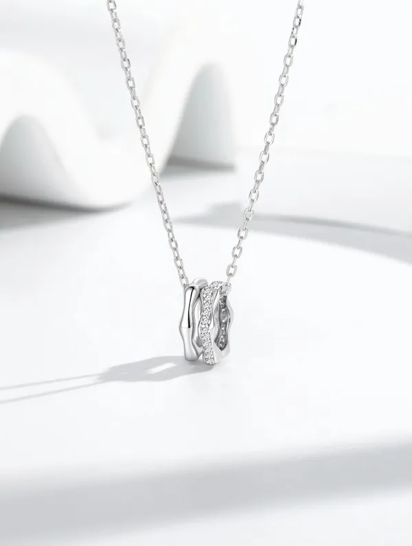 Pure_925_Silver_Interlocked_Aura_Pendant_For_Women