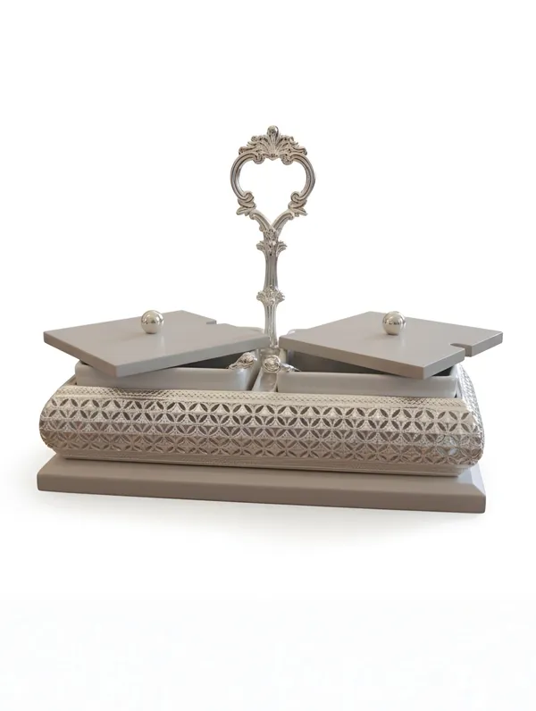 Regalia_Twin_Grace_Holder