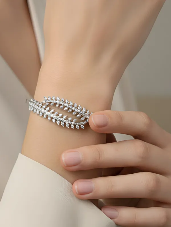 Pure_925_Silver_Premium_Fern_Whisper_Bracelet_For_Women