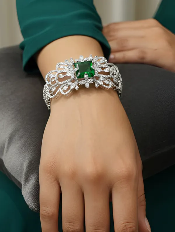 Pure_925_Silver_Premium_Emerald_Royale_Bracelet_For_Women