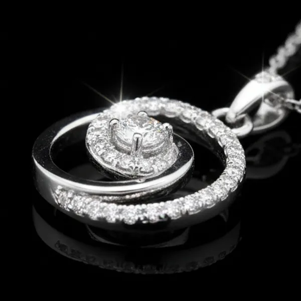 Pure_925_Silver_Spiral_Moissanite_Pendant_For_Women