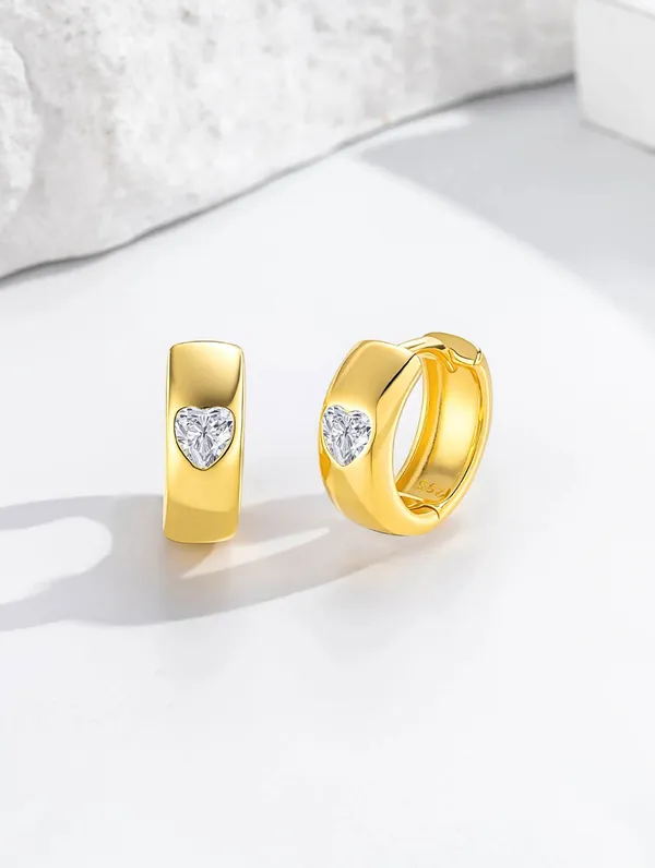 Pure_925_Silver_Luminious_Heart_Hoop_Earrings_For_Women