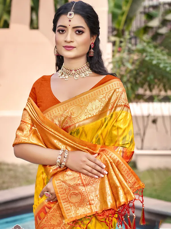 Mustard_Yellow_Jacquard_Zari_Border_Woven_Saree_For_Women