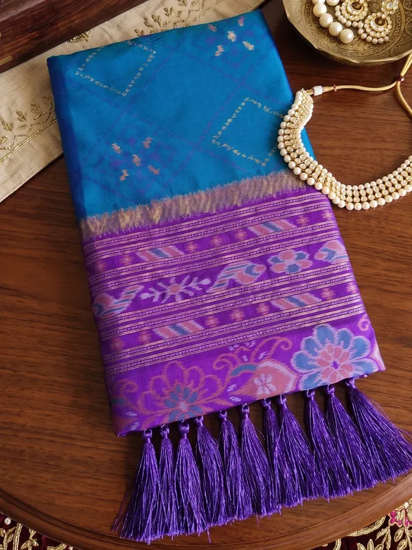 Royal_Blue_Purple_Contrast_Silk_Woven_Rich_Pallu_Saree_For_Women