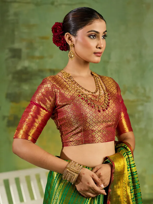 Light_Green_Kanjivaram_Silk_Zari_Striped_Saree_For_Women