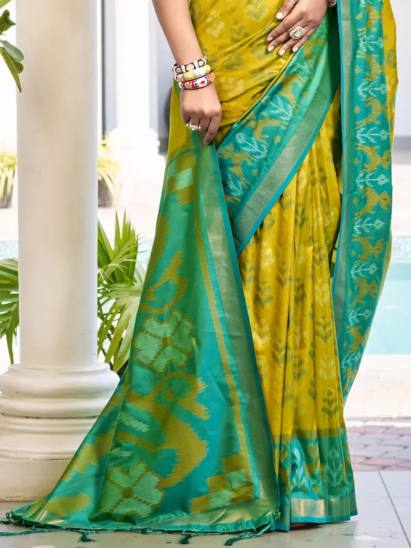 Mustard_Yellow_Green_Pochampalli_Soft_Silk_Ikat_Saree_For_Women