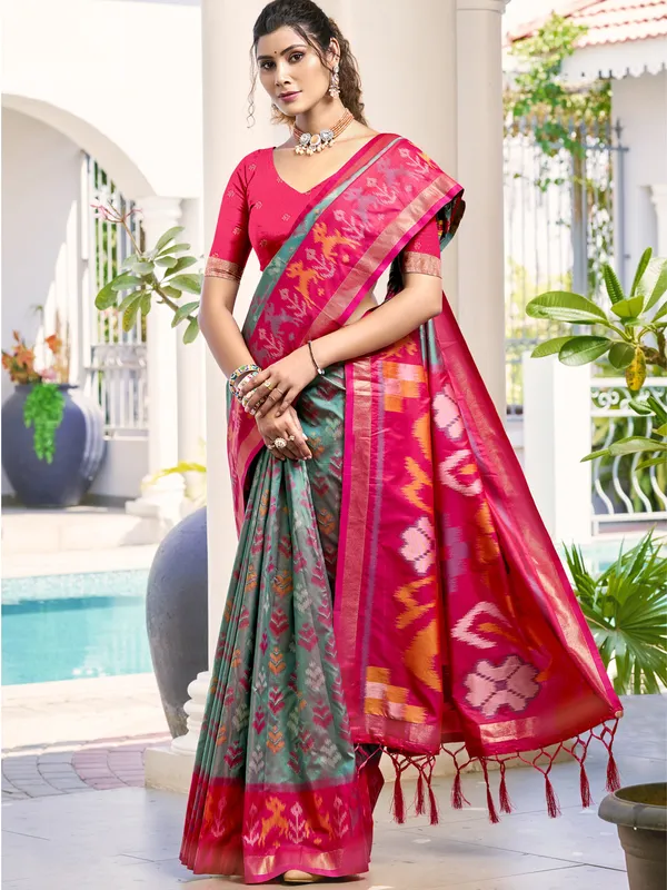 Grey_Red_Pochampalli_Soft_Silk_Ikat_Woven_Saree_For_Women