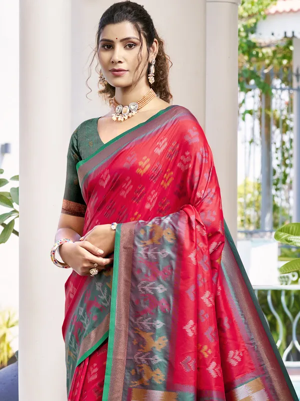 Red_Green_Soft_Silk_Zari_Woven_Wedding_Saree_For_Women