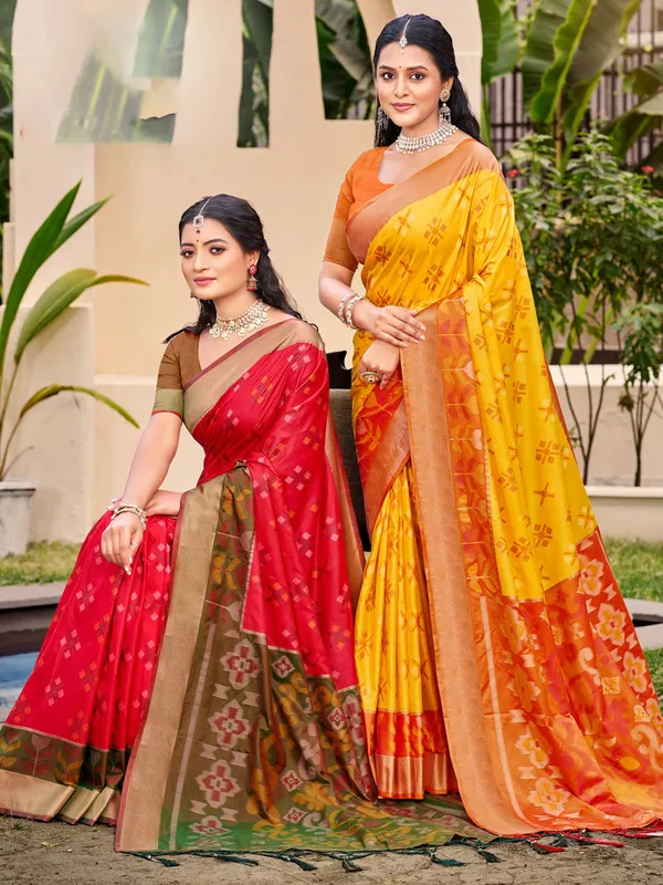 Yellow_Red_Pochampalli_Soft_Silk_Ikat_Woven_Saree_For_Women