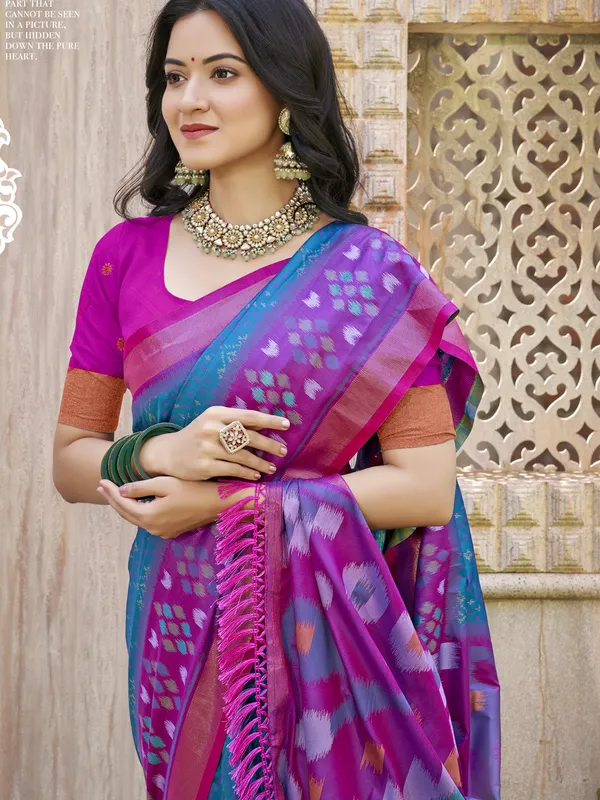 Sea_Green_Violet_Pochampalli_Soft_Silk_Ikat_Woven_Saree_For_Women