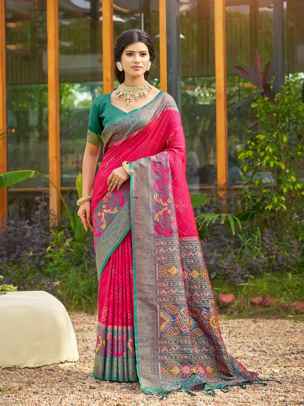 Pink_Pochampalli_Silk_Woven_Festive_Saree_For_Women