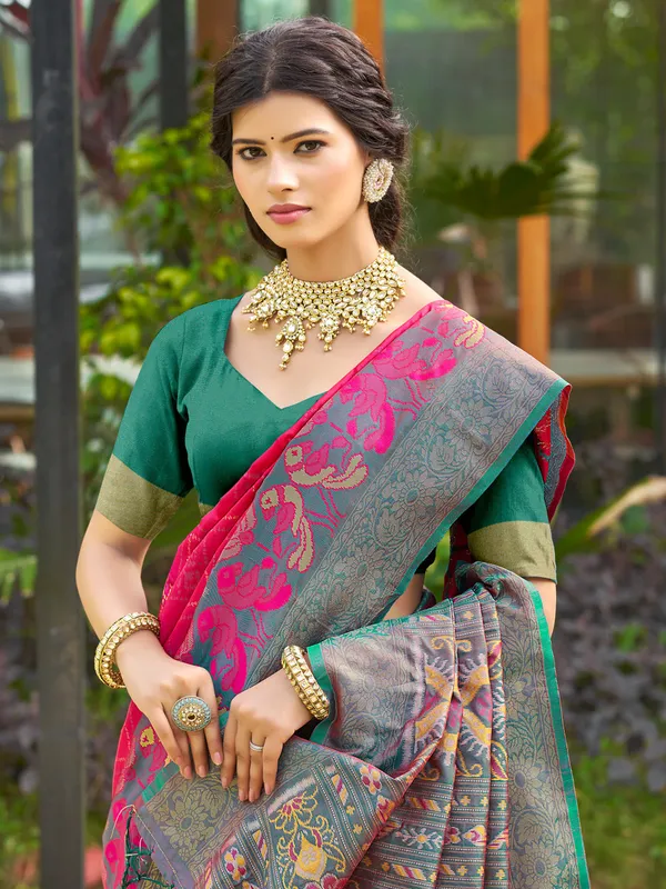 Pink_Pochampalli_Silk_Woven_Festive_Saree_For_Women