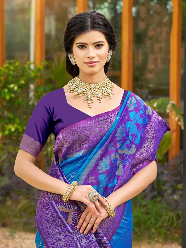 Blue_Pochampalli_Silk_Traditional_Woven_Festive_Saree_For_Women