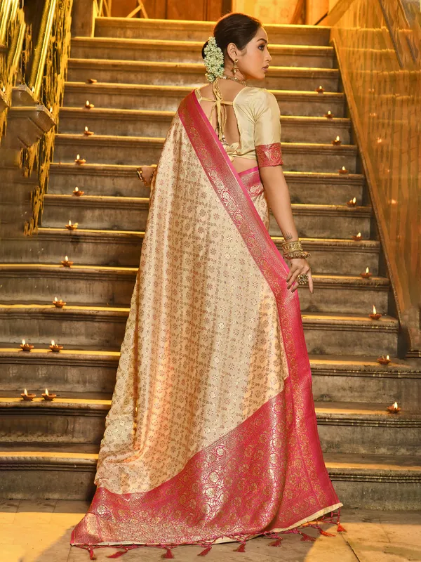 Ivory_Pink_Banarasi_Silk_Zari_Woven_Saree_For_Women