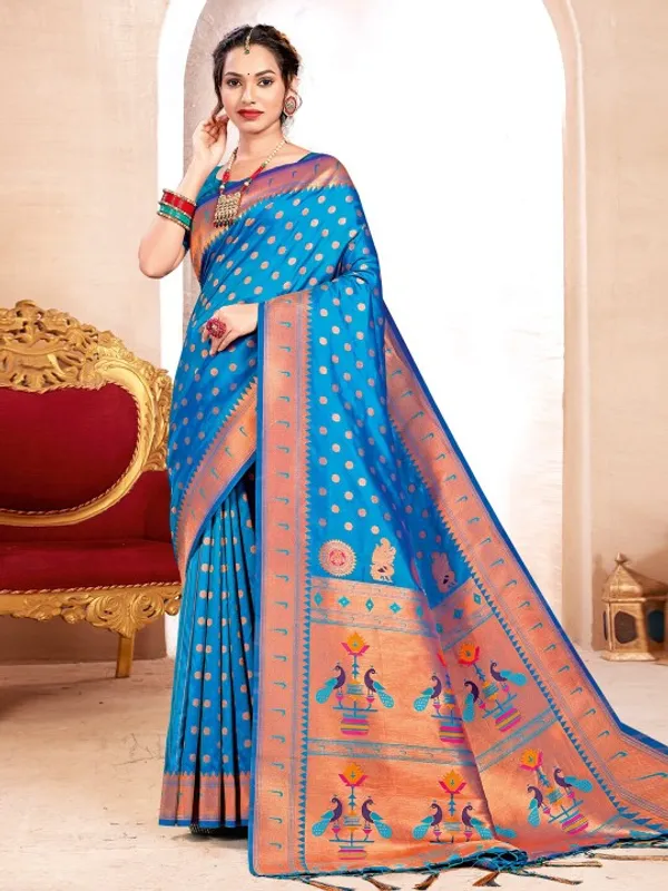 Blue_Kanjivaram_Silk_Zari_Peacock_Woven_Saree_For_Women