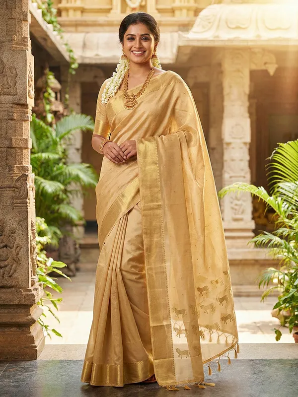 Beige_Gold_Silk_Traditional_Zari_Border_Horse_Pallu_Saree_For_Women