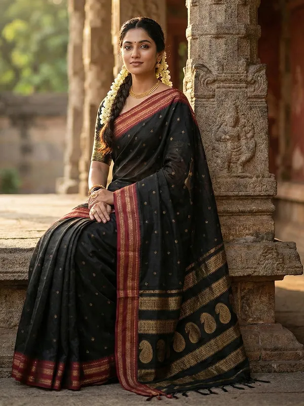 Silk_Blend_Zari_Border_Butti_Woven_Pallu_Festive_Saree_For_Women