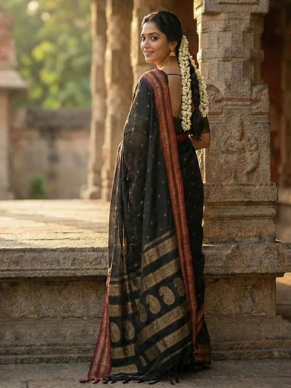 Silk_Blend_Zari_Border_Butti_Woven_Pallu_Festive_Saree_For_Women