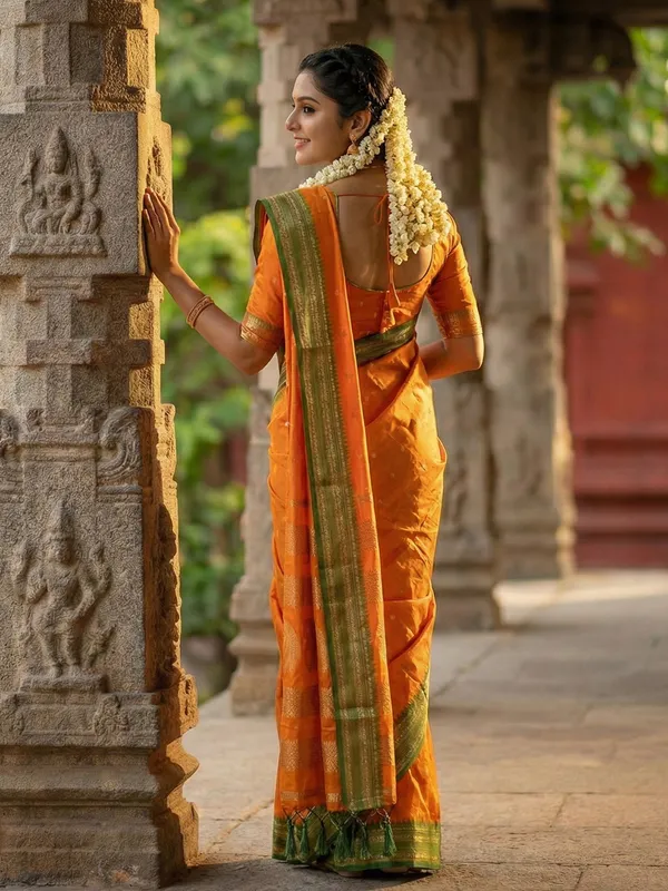 Orange_Silk_Blend_Zari_Border_Woven_Saree_For_Women