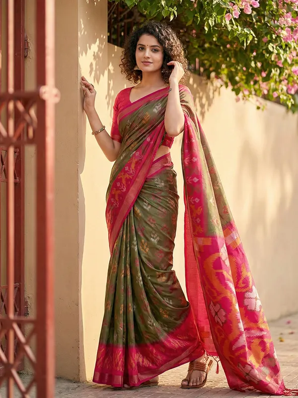 Olive_Green_Rani_Pink_Patola_Woven_Tassel_Pallu_Saree_For_Women