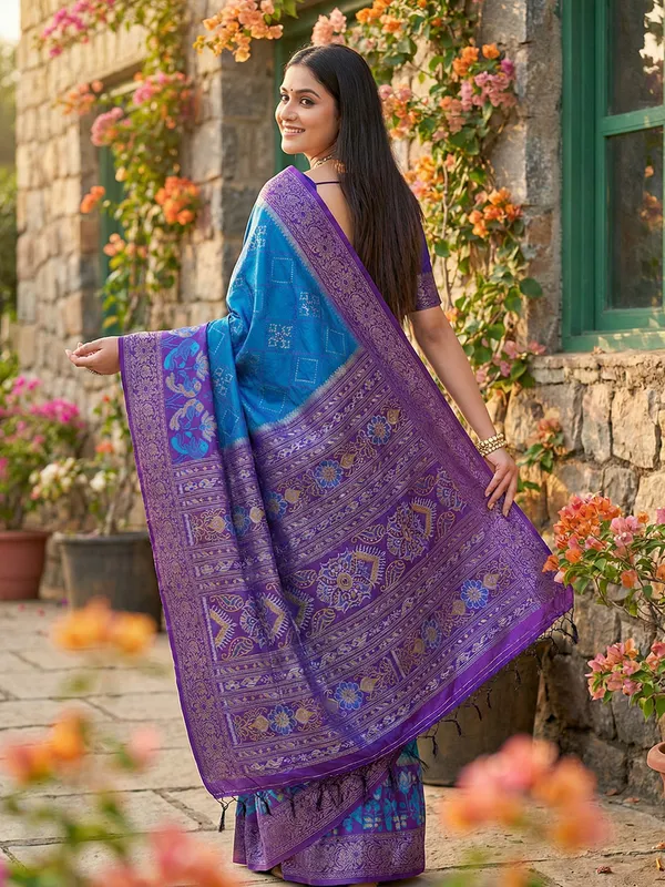 Royal_Blue_Purple_Contrast_Silk_Woven_Rich_Pallu_Saree_For_Women