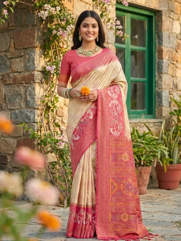 Cream_Ivory_Pink_Silk_Woven_Contrast_Border_Saree_For_Women