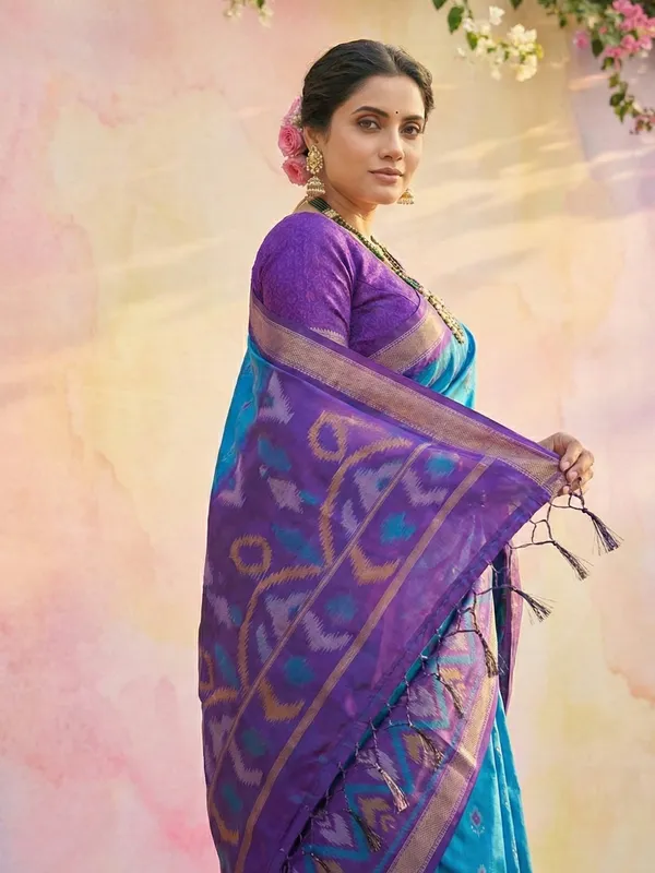 Teal_Blue_Purple_Silk_Woven_Contrast_Border_Saree_For_Women