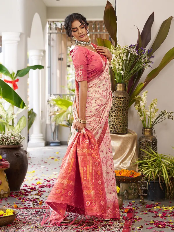 White_Kanjivaram_Silk_Zari_Border_Woven_Saree_For_Women