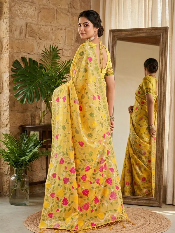 Sunshine_Yellow_Linen_Floral_Print_Saree_For_Women