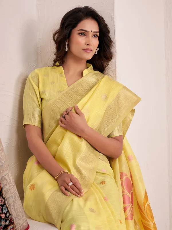Lemon_Yellow_Linen_Floral_Print_Saree_For_Women