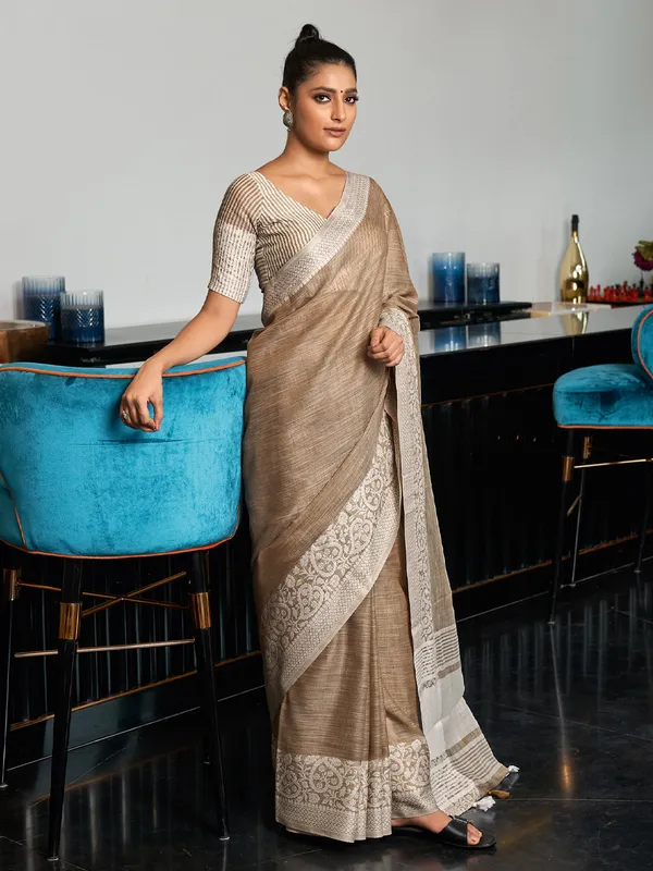 Taupe_Beige_Linen_White_Border_Woven_Saree_For_Women