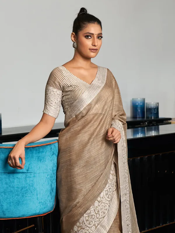 Taupe_Beige_Linen_White_Border_Woven_Saree_For_Women