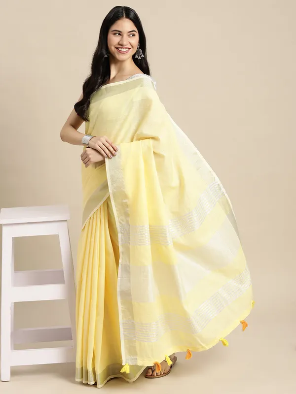 Pastel_Yellow_Linen_Silver_Stripe_Border_Saree_For_Women
