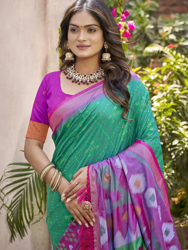Rama_Green_Pochampalli_Soft_Silk_Ikat_Woven_Saree_For_Women