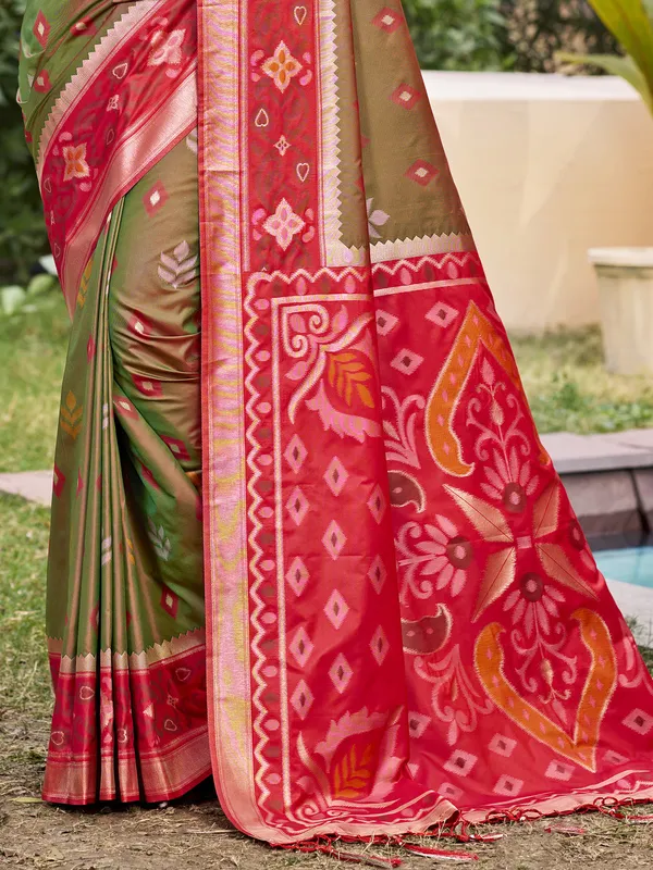 Olive_Green_Pochampalli_Silk_Ikkat_Saree_For_Women