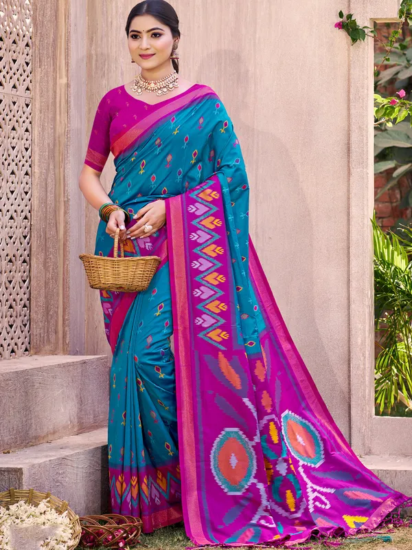 Sky_Blue_Pochampalli_Silk_Ikat_Woven_Saree_For_Women
