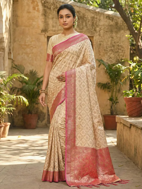 Ivory_Pink_Banarasi_Silk_Golden_Zari_Woven_Saree_For_Women